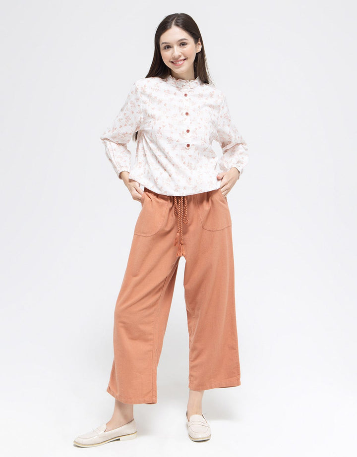 Expand Yooki Up Collar Floral Blouse Wanita