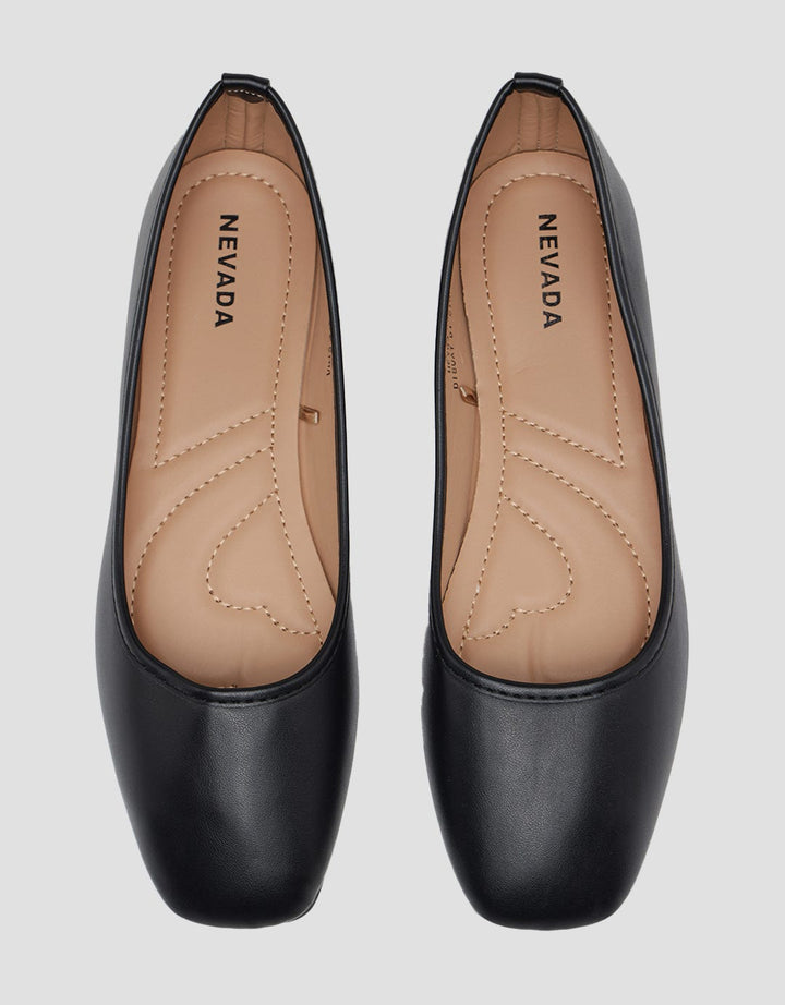 Nevada Ballerinas Slip On Women