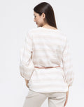 Expand Versa Blouse