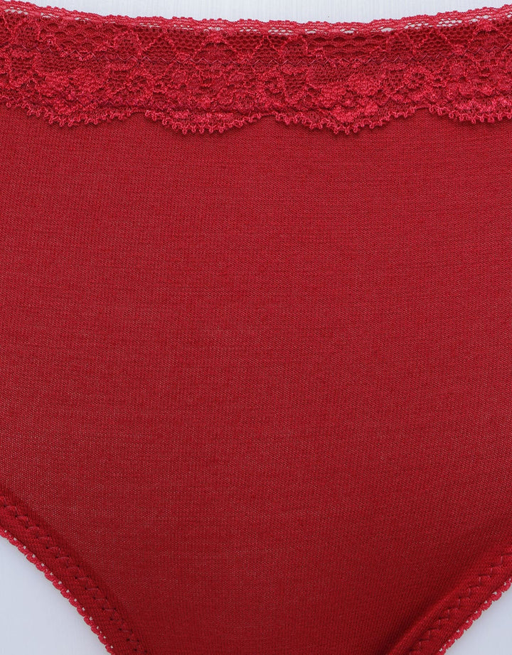 St. Yves Lace On Top Pants Inside Contents 3