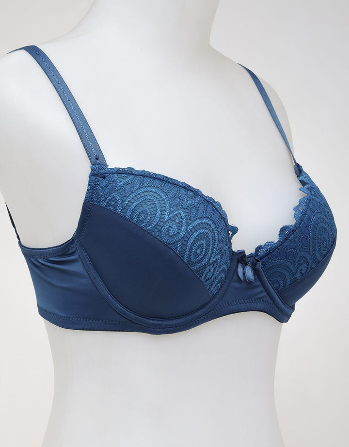 St. Yves Non Push Up Regular Bra Wire Lace