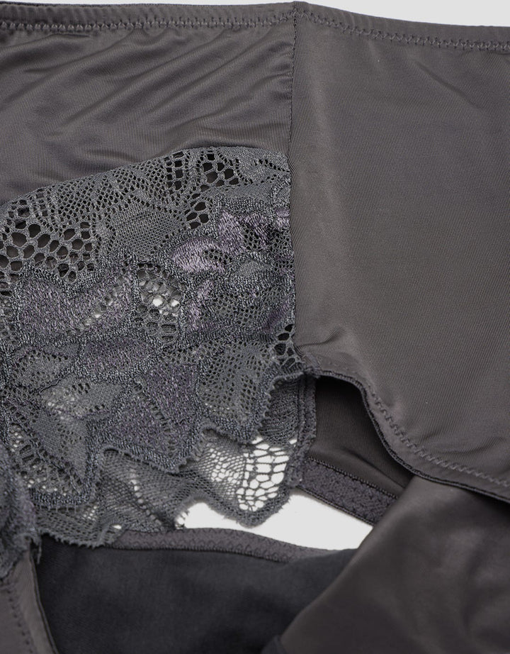 St. Yves Panty Lace 627 Women's Panties