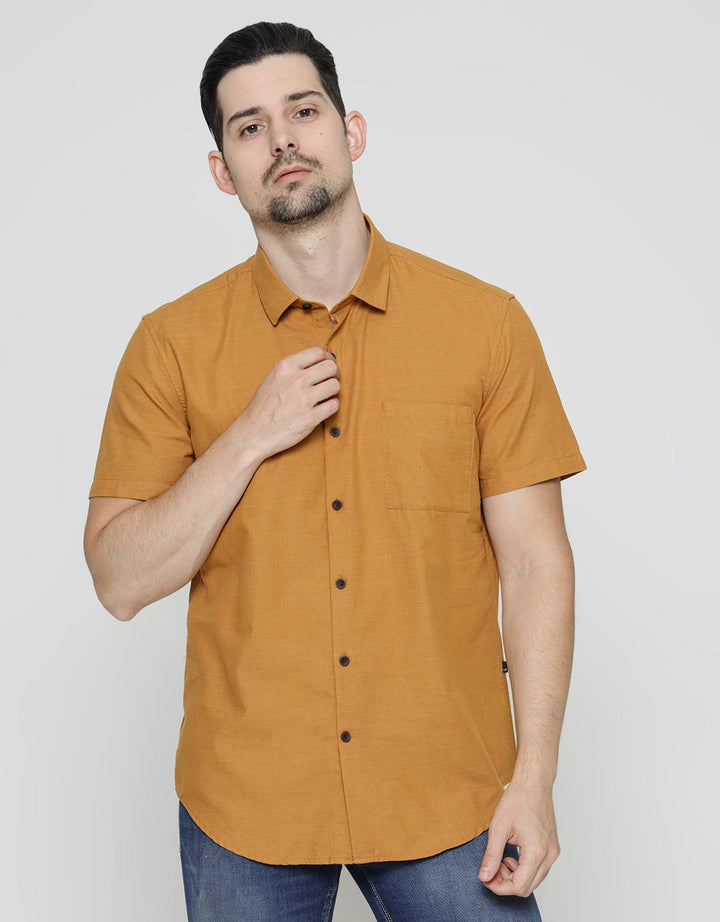 Andrew Smith Kemeja Detail Neck