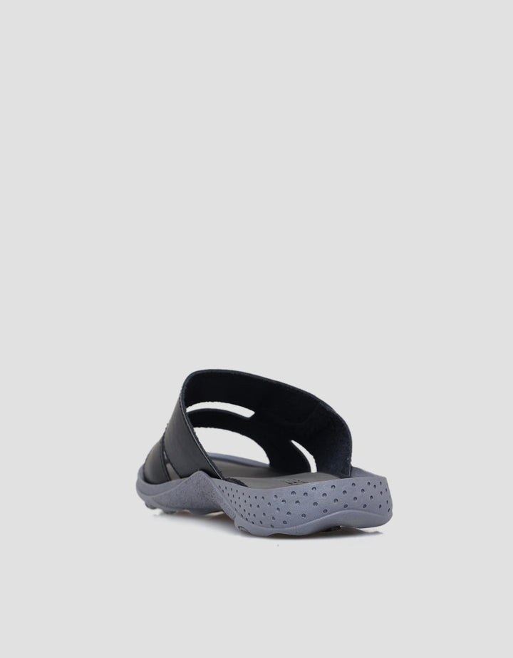 Watchout Sandal Slide Slip On