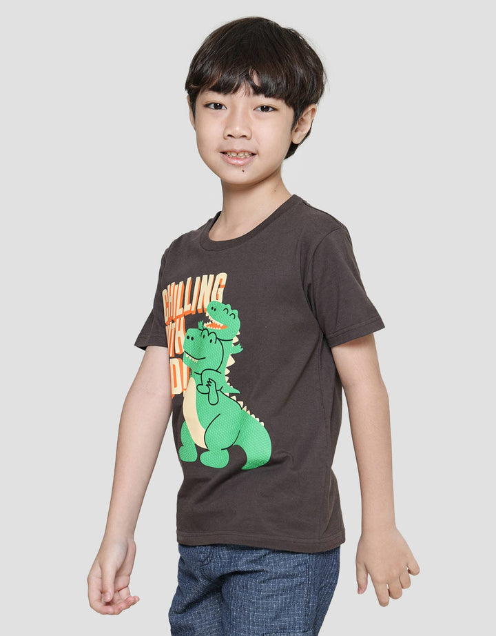 Little M Chillin With Dad Kaos Lengan Pendek Anak Laki-Laki