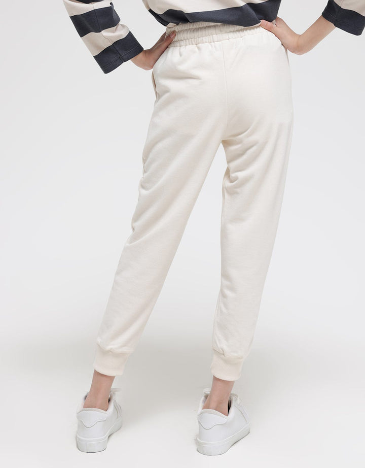 Nevada Jogger Knit With Chenille Flowers
