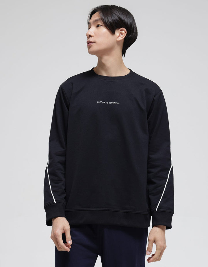 Nevada C And S Sweater Casual Pria