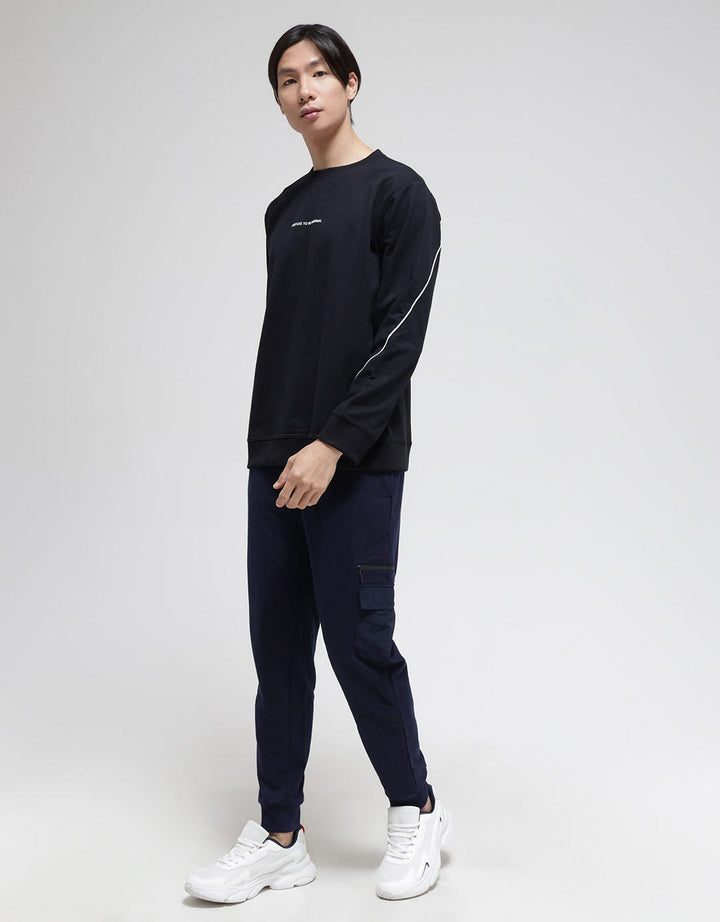 Nevada C And S Sweater Casual Pria