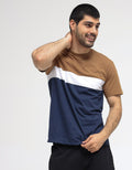 Details Stripe Reguler Kaos Pria
