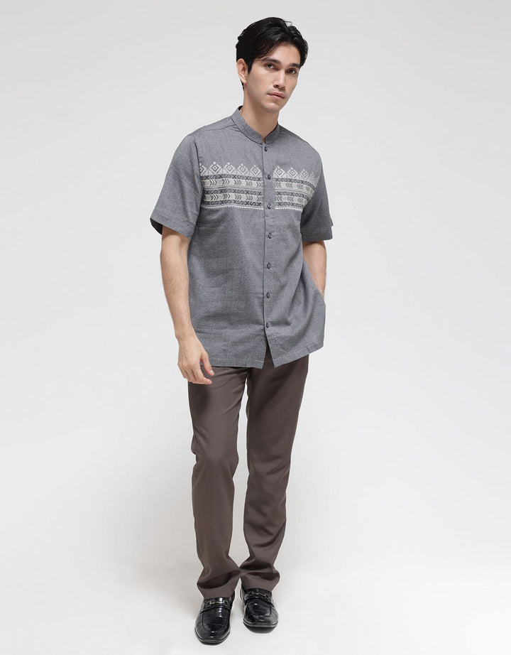 Intresse Baju Koko Simply Lengan Pendek