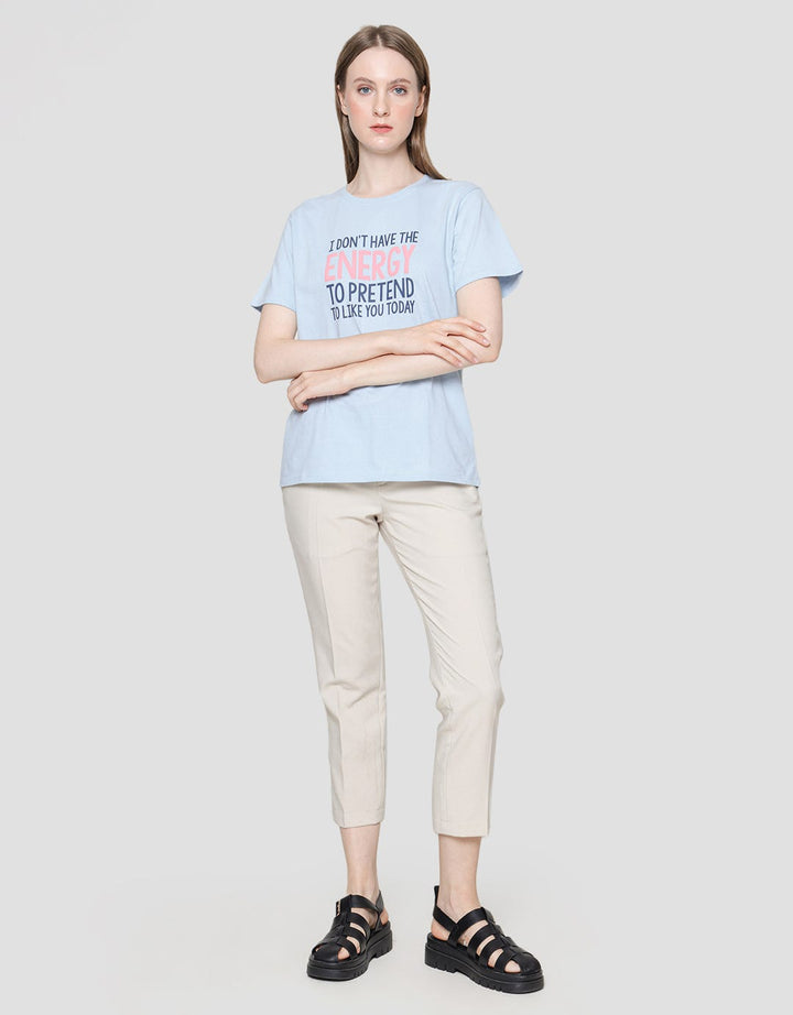 Nevada Don't Have Energy Kaos Wanita