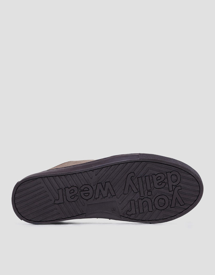 Yongki Komaladi Open Back Sandal Bustong Pria