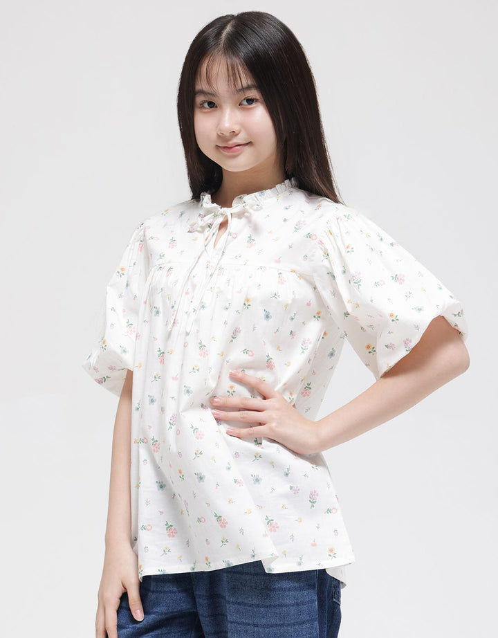 Nevada Short Sleeve Shirt Flowers With Balloon Sleeves