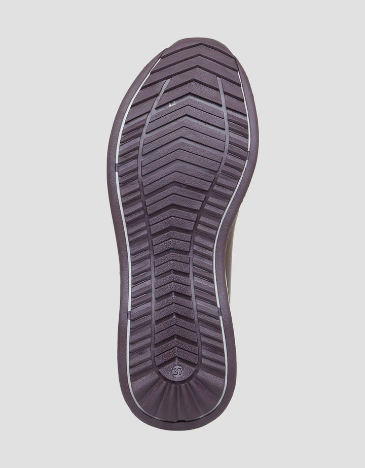Triset Slip On Sneakers Shoes