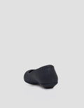 Triset Classic Flat Shoes Wanita