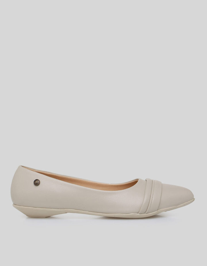 Triset Pointed Toe Loafer Shoes