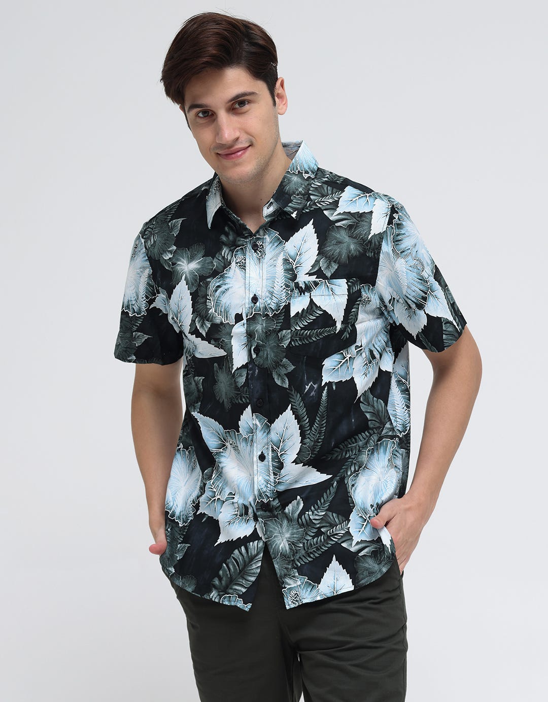 Walrus Kemeja Studio Leaf Print