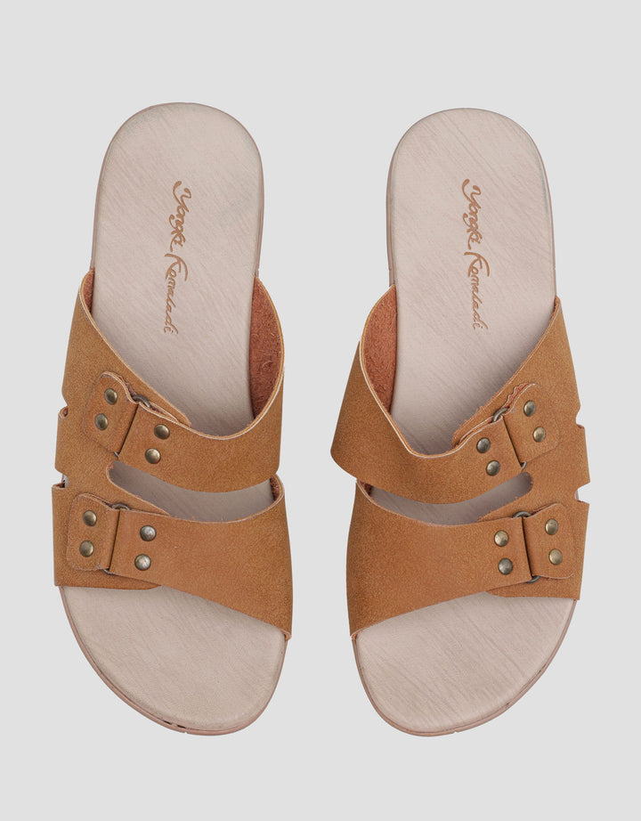 Yongki Komaladi Bead Wedy Women's Sandals