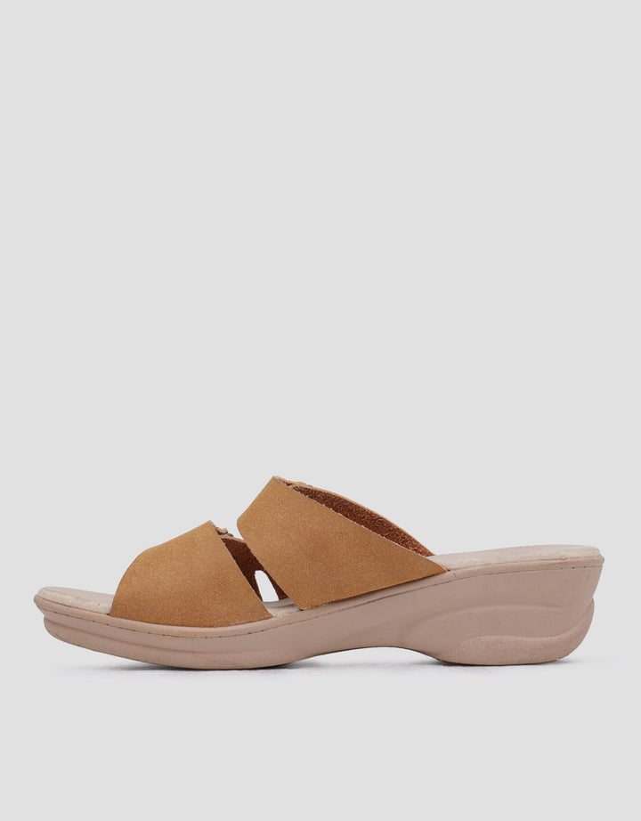 Yongki Komaladi Bead Wedy Women's Sandals