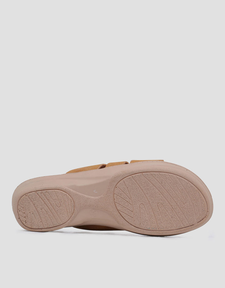 Yongki Komaladi Bead Wedy Women's Sandals