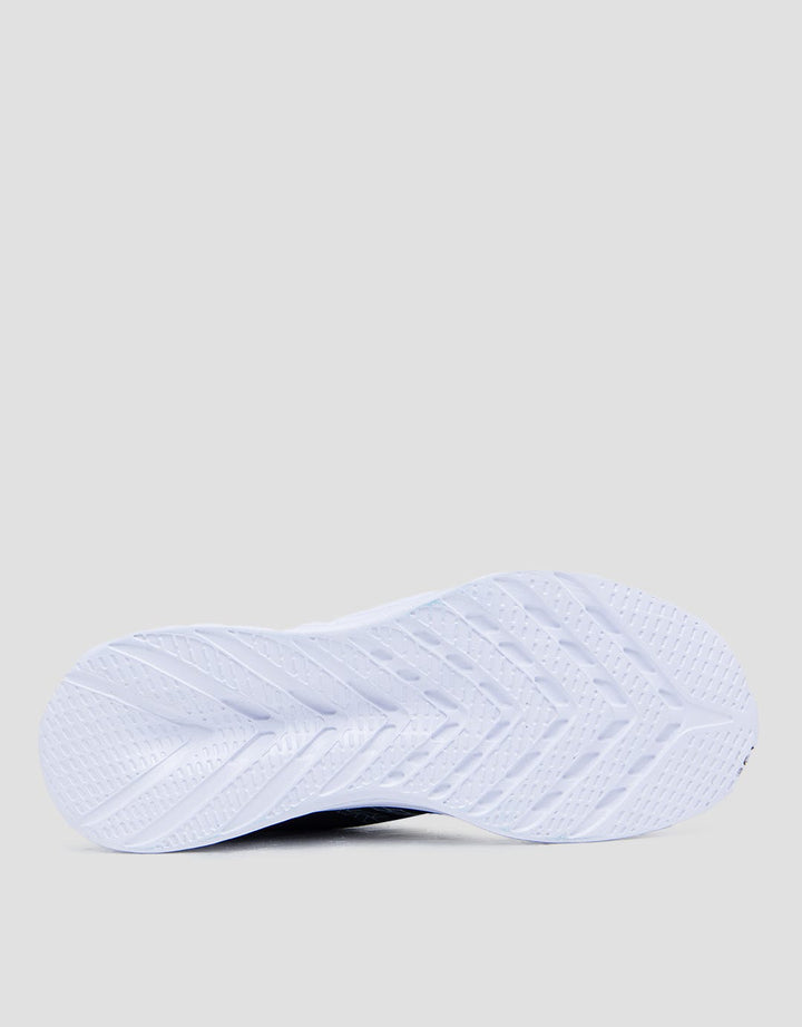 Yongki Komaladi Classic Sneakers Pria