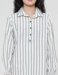 Expand Lava Blouse Wanita