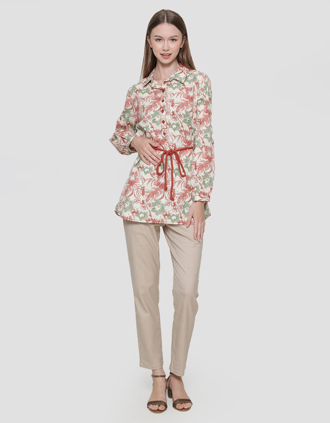 Expand Mixya Women's Blouse