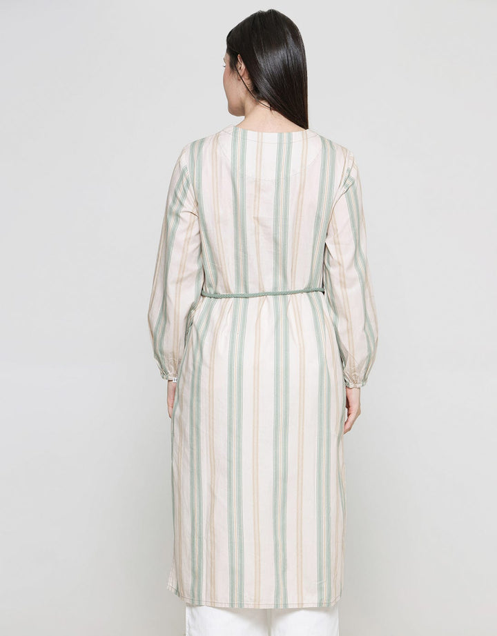 Expand Borya Blouse Wanita