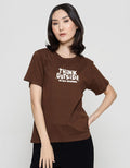 Nevada Think Outside Kaos Print Wanita