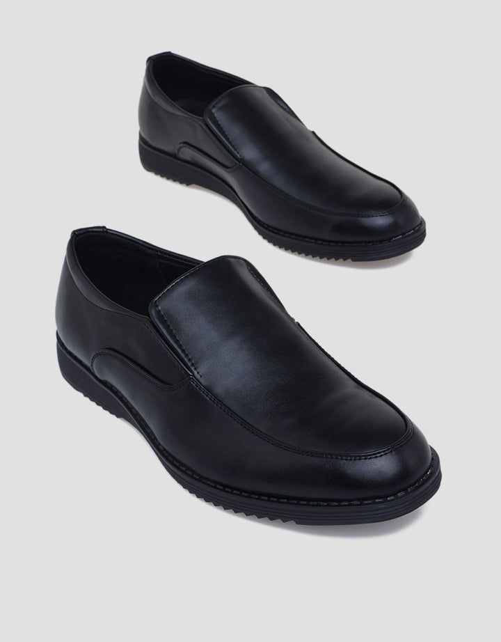Yongki Komaladi Slip On Men's Loafers
