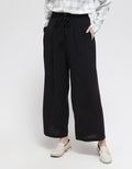 Details Long Pants Cullote With Double Line Button And String