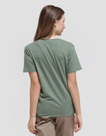 Details Animal Print Kaos Wanita