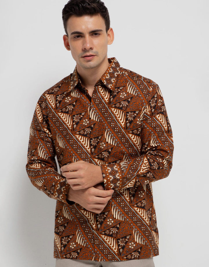 Arjuna Weda Batik Parang Kemeja Batik Pria