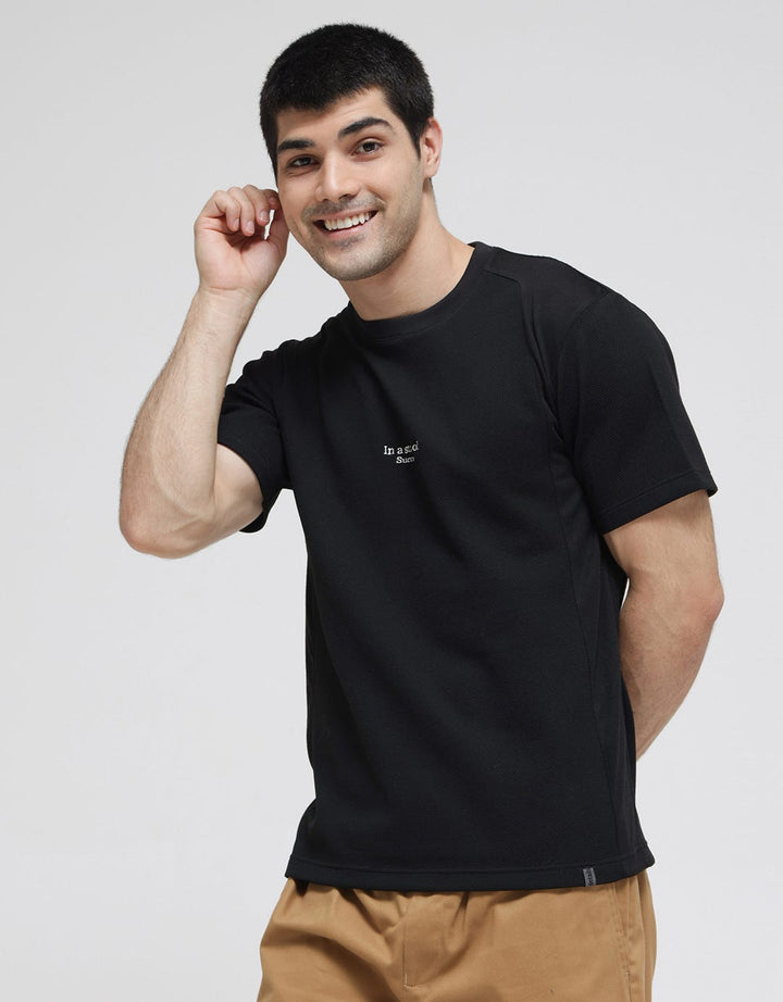 Details Texture Neck Embro Men's T-Shirt