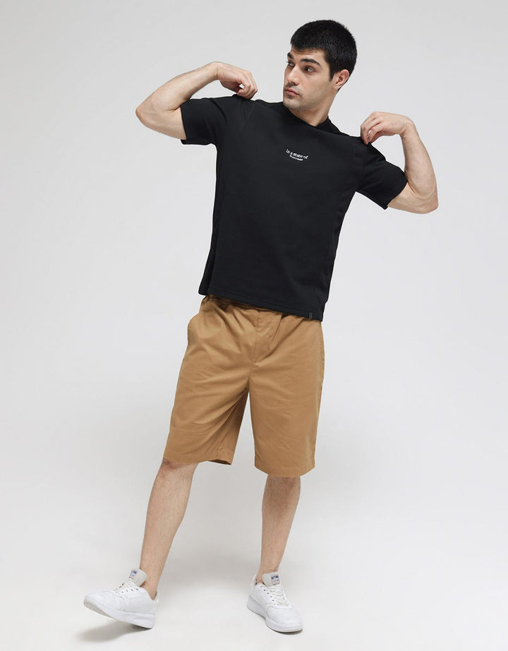 Details Texture Neck Embro Men's T-Shirt