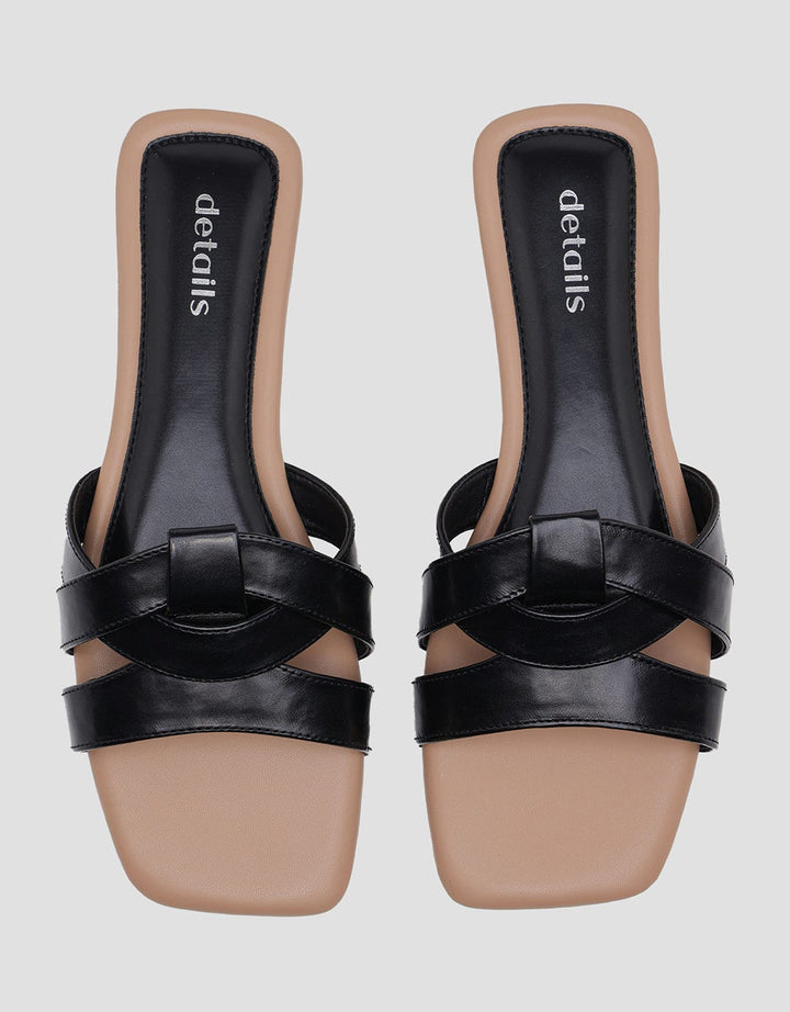 Details Sandal Cross Flat Wanita