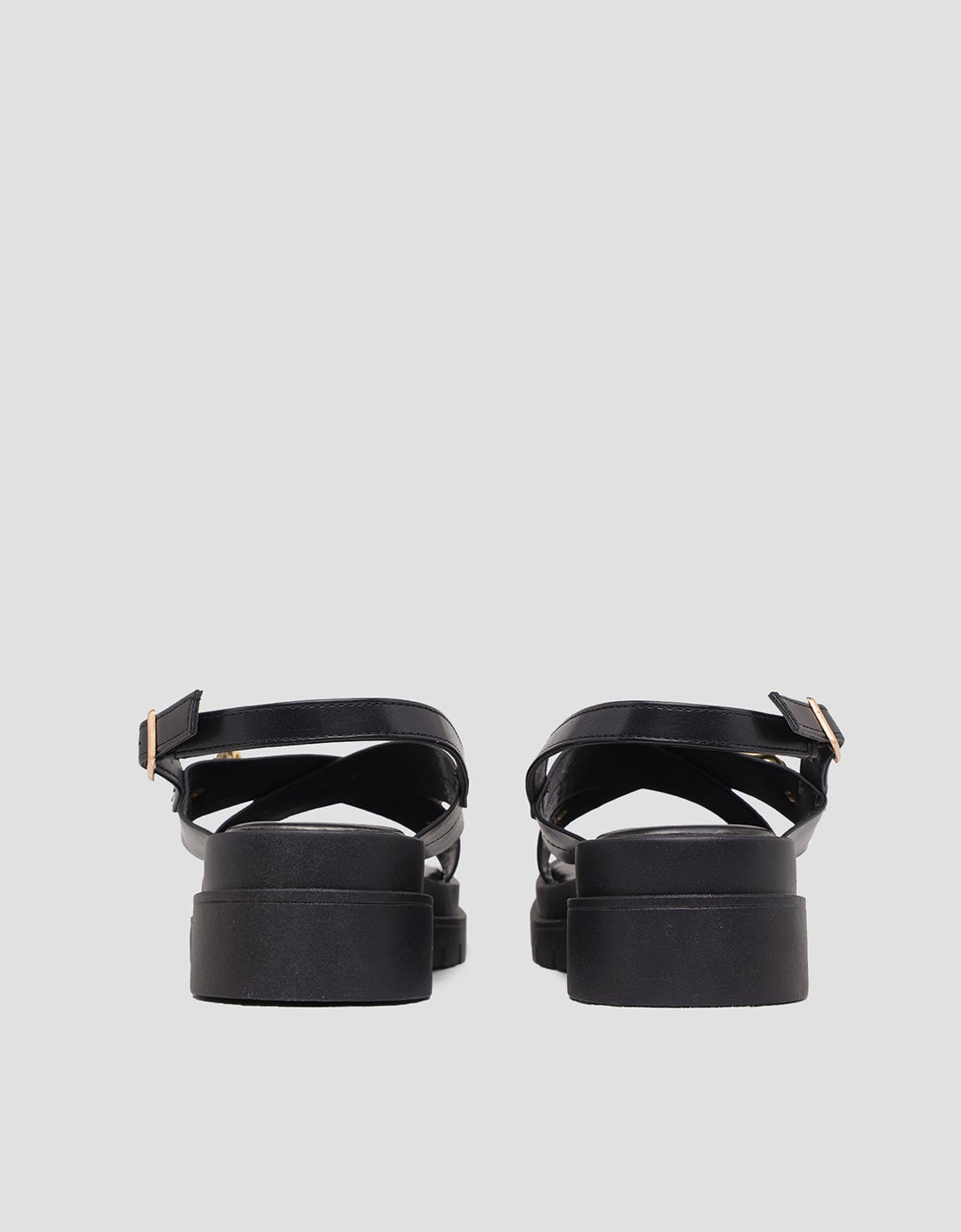Details Sandal Slingback Wanita