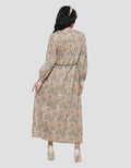Expand Verinka Dress Wanita