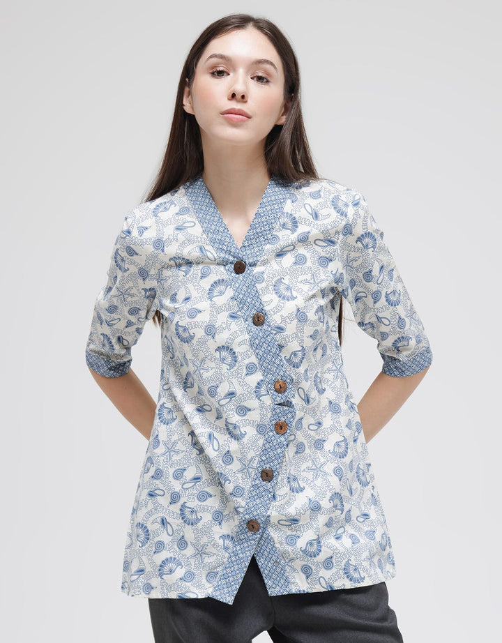 Adikusuma Blouse Batik Snail Fan