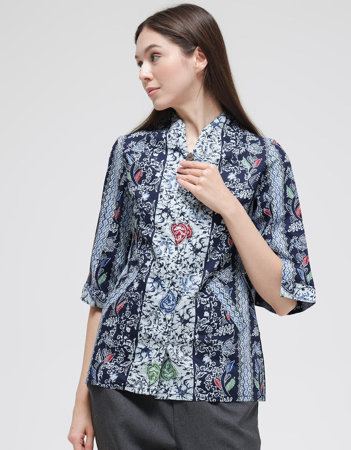 Adikusuma Blouse Wanita Batik Tumpal Hati