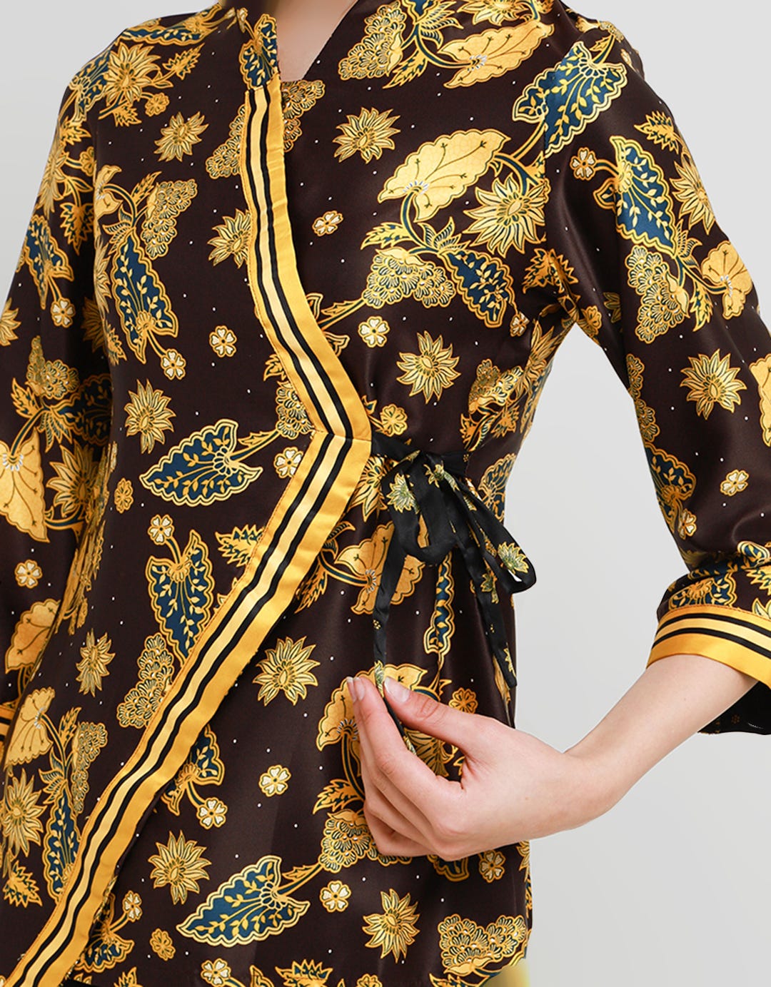 Adikusuma Blouse Batik Daun Keladi