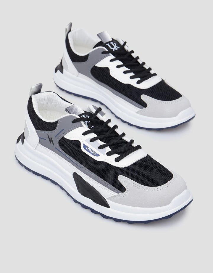 Yongki Komaladi Sporty Shoes