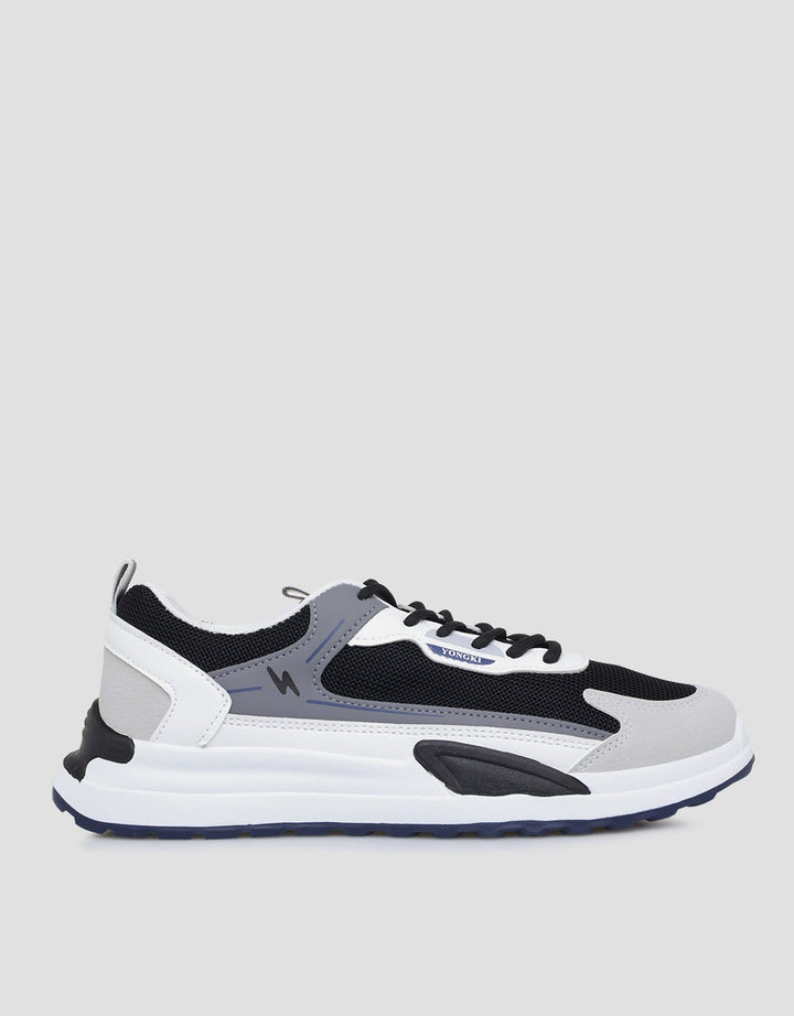 Yongki Komaladi Sporty Shoes
