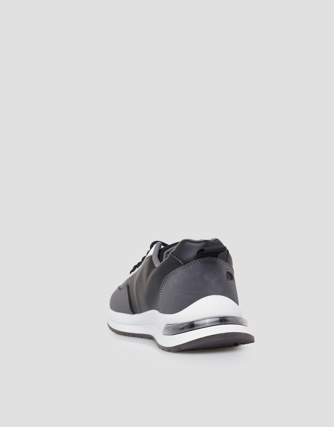 Yongki Komaladi Mens Sepatu Snakers