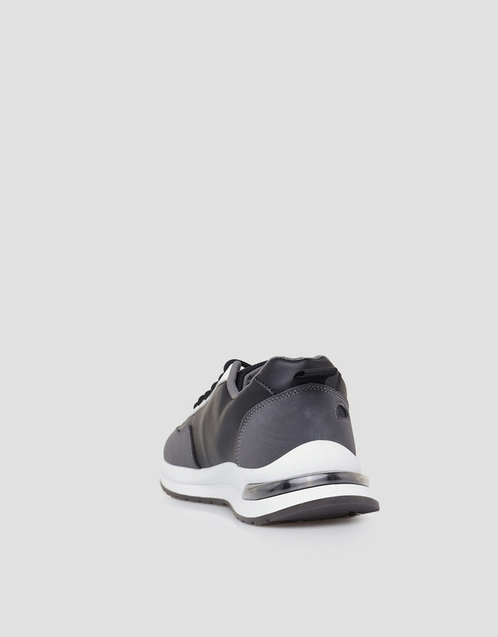Yongki Komaladi Mens Sepatu Snakers