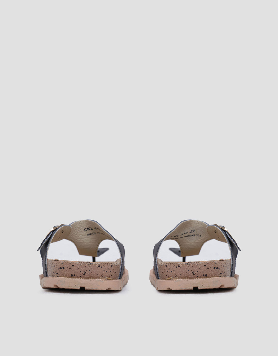 Yongki Komaladi Y-Strap With Buckle Sandal Wanita