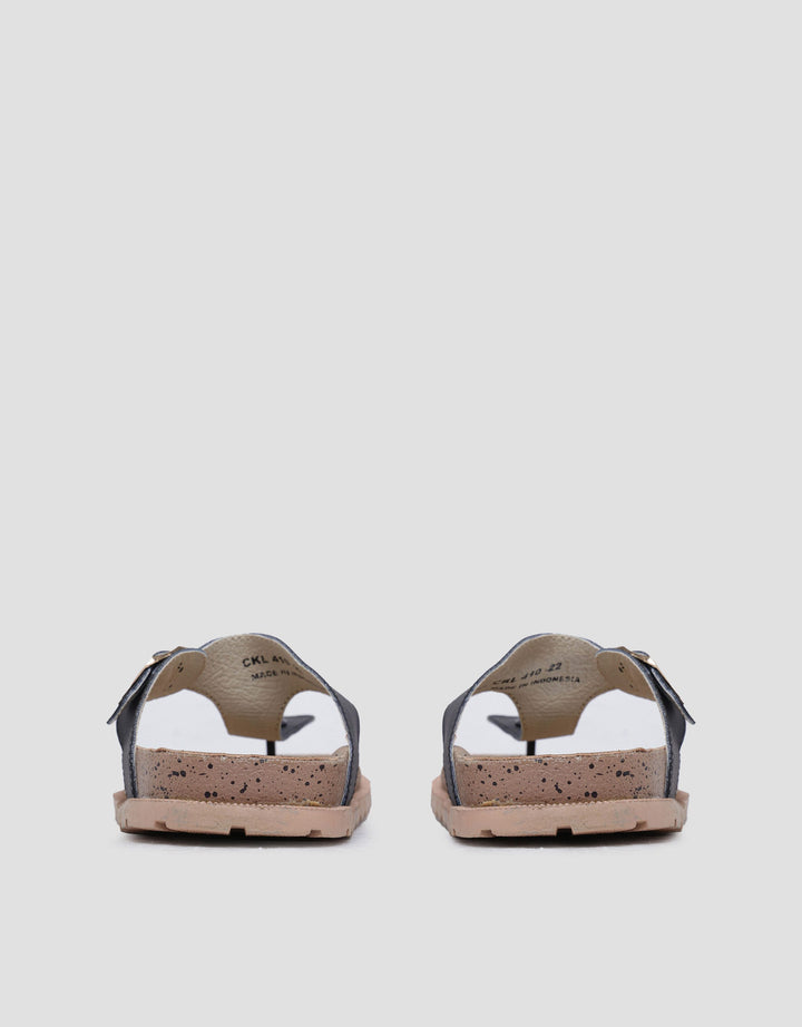Yongki Komaladi Y-Strap With Buckle Sandal Wanita