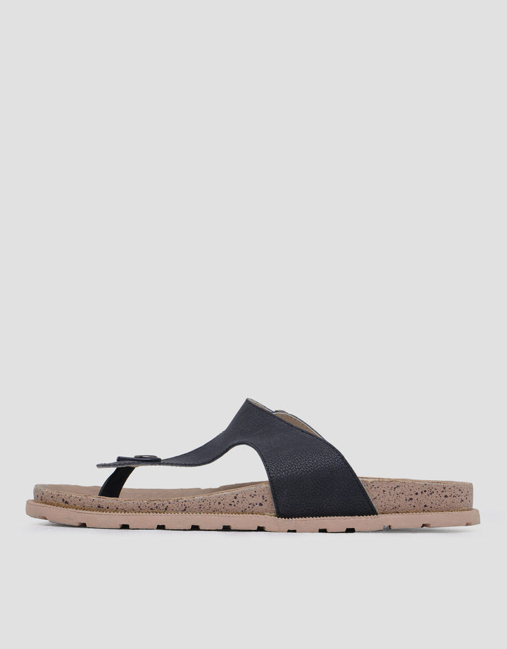 Yongki Komaladi Y-Strap With Buckle Sandal Wanita