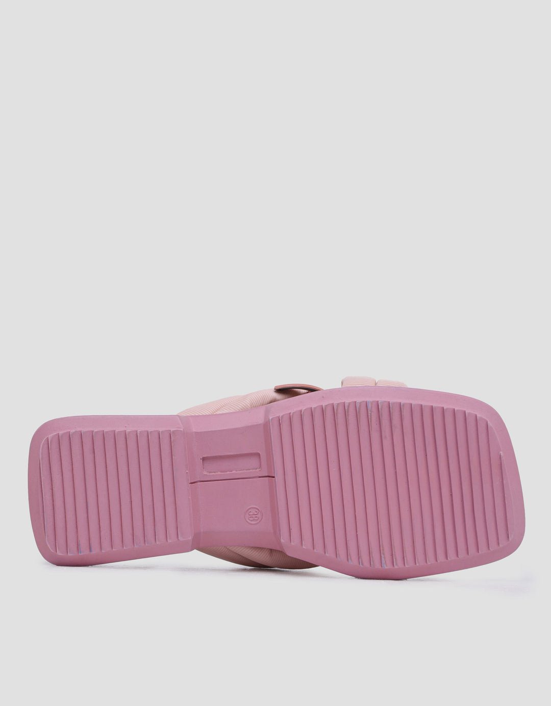 Yongki Komaladi Cross Quilt Sandal Wanita