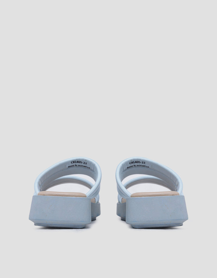 Yongki Komaladi Double Ban Sandal Wanita